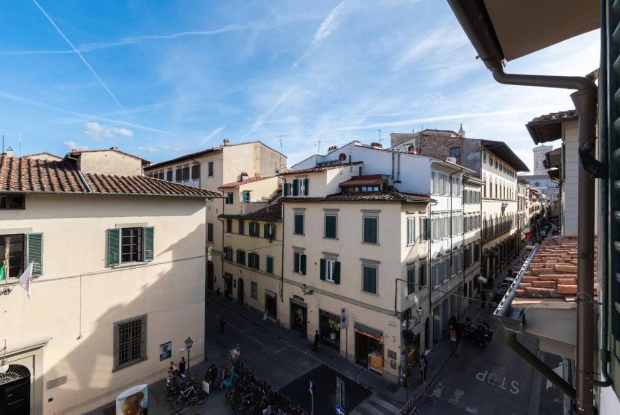 Via Ricasoli Apartment, Next To Accademia Флоренция Экстерьер фото